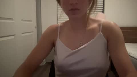 Snapshot of stassiethatsororitygirl chatting on February 22, 2025, 1:44 am Stassiethatsororitygirl online show from February 22, 2025, 1:44 am