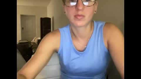 Snapshot of stassiethatsororitygirl chatting on October 14, 2025, 11:11 am Stassiethatsororitygirl online show from October 14, 2025, 11:11 am