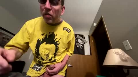 steel259373 online show from February 24, 2025, 3:02 am