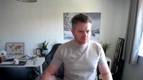 Snapshot of steelk2010 chatting on April 22, 2026, 1:12 pm steelk2010 online show from April 22, 2026, 1:12 pm