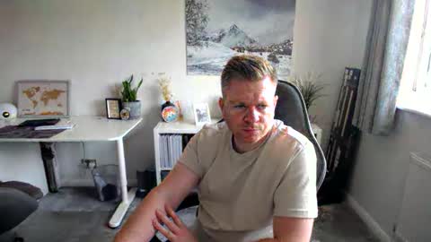 Snapshot of steelk2010 chatting on May 21, 2026, 12:23 pm steelk2010 online show from May 21, 2026, 12:23 pm