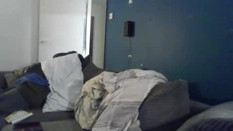 Snapshot of steelringshaft chatting on November 16, 2025, 12:05 am Mikee online show from November 16, 2025, 12:05 am