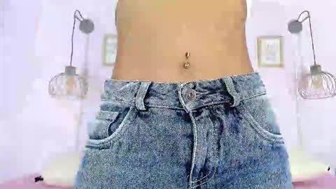 Stefany online show from October 9, 2025, 10:08 pm