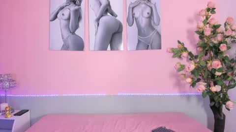 Snapshot of stefany_gonzales_ chatting on June 9, 2026, 1:12 pm Stefany online show from June 9, 2026, 1:12 pm