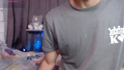 stefany_pablo1 online show from November 18, 2025, 2:43 pm