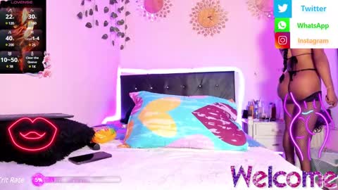 stefanyclak07 online show from February 28, 2025, 4:10 pm