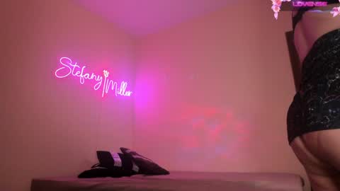 stefany online show from December 27, 2024, 12:34 pm