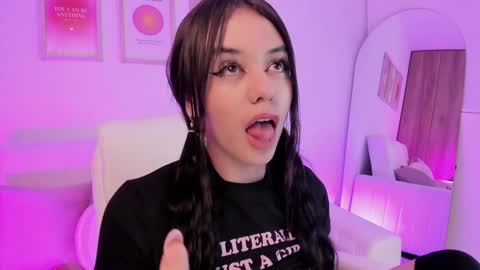 Steff online show from December 28, 2024, 2:54 am