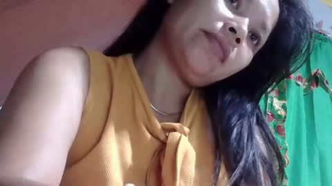 Snapshot of steffani_love chatting on October 10, 2025, 7:24 pm steffani_love online show from October 10, 2025, 7:24 pm