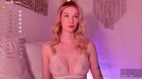 Snapshot of stela_artois chatting on February 25, 2025, 9:46 pm My name is Stella Nice to meet you Fav Pattern is 111 boobs are real online show from February 25, 2025, 9:46 pm