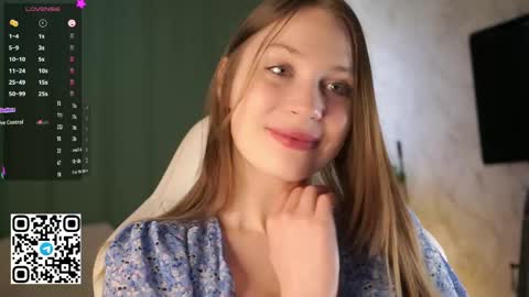 Snapshot of stella_of_steel chatting on April 19, 2026, 8:13 am Stella online show from April 19, 2026, 8:13 am