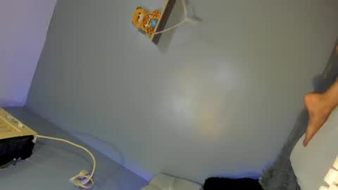 Snapshot of stella_siner chatting on May 10, 2026, 5:01 am Stella Siner online show from May 10, 2026, 5:01 am