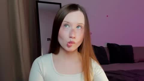 stella_sunny online show from December 22, 2024, 3:00 pm