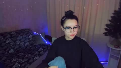 StellaCharm online show from January 6, 2026, 11:58 am