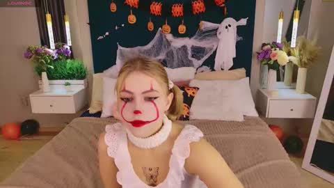 Snapshot of stellahaart chatting on October 30, 2025, 5:53 am Stella 3 online show from October 30, 2025, 5:53 am