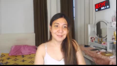 Snapshot of stellahugets chatting on April 28, 2026, 11:54 pm Stella online show from April 28, 2026, 11:54 pm
