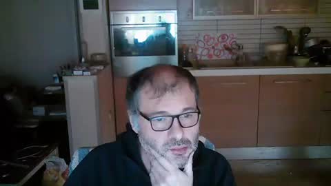 Mesh3D online show from January 8, 2025, 9:21 am