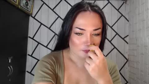 Stellaven online show from December 22, 2025, 4:09 am