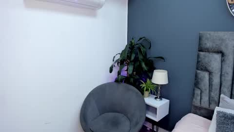 Stephane Rouss online show from October 31, 2025, 7:59 pm