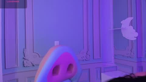         online show from February 1, 2025, 2:58 am