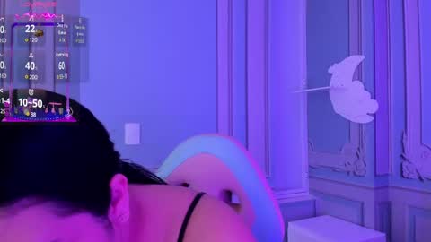         online show from February 1, 2025, 11:48 pm