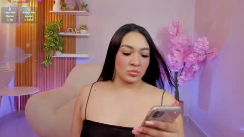         online show from September 16, 2025, 2:45 am