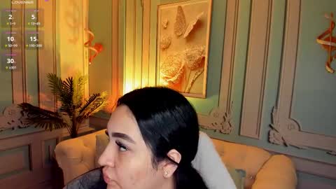         online show from December 23, 2025, 2:09 am