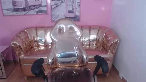 Stephania online show from January 31, 2025, 1:45 pm