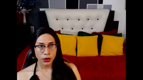 stephanie_dollss online show from June 2, 2026, 2:41 pm