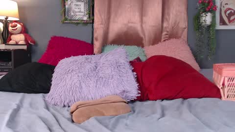    IG  stephani 3333 online show from December 28, 2024, 8:05 am