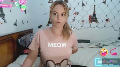 Stephanie   online show from September 9, 2025, 9:53 am