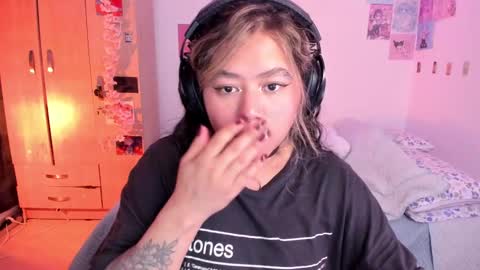 Stephanie  online show from March 11, 2025, 12:44 am