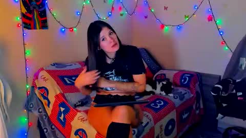 Stephany  independient model  online show from December 2, 2025, 12:05 am