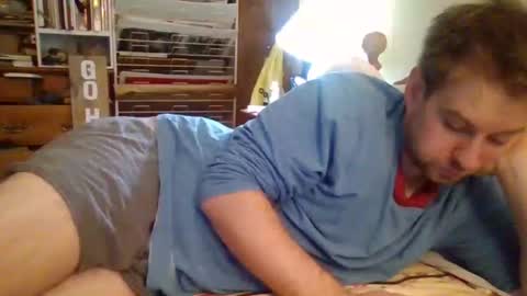 Ian23602 online show from November 4, 2025, 11:42 am