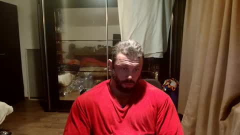 Snapshot of stevebulkzor chatting on December 17, 2024, 12:01 am Steve Oakenshield son of John son of Vasyl online show from December 17, 2024, 12:01 am