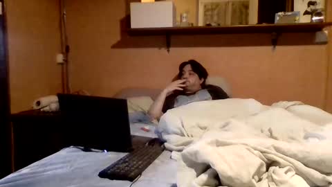 stevefromfrance online show from February 12, 2025, 11:18 am