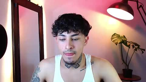 Daniel Steven Navarro online show from April 7, 2026, 10:09 pm