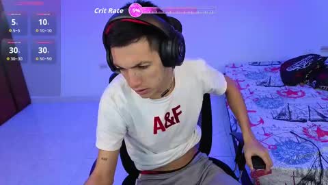 Snapshot of stevenweb chatting on October 19, 2025, 12:06 pm stevenweb online show from October 19, 2025, 12:06 pm