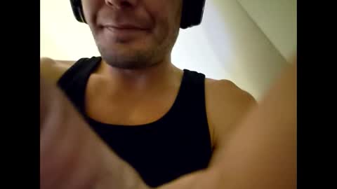 steveo9030 online show from May 18, 2026, 2:07 am