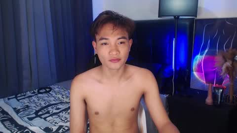 STEVE online show from October 26, 2025, 5:52 pm