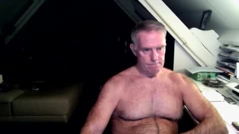 Snapshot of stevetwo chatting on February 9, 2026, 10:25 pm stevetwo online show from February 9, 2026, 10:25 pm