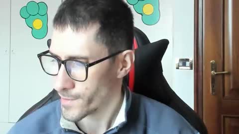 Steve online show from December 18, 2025, 2:01 pm