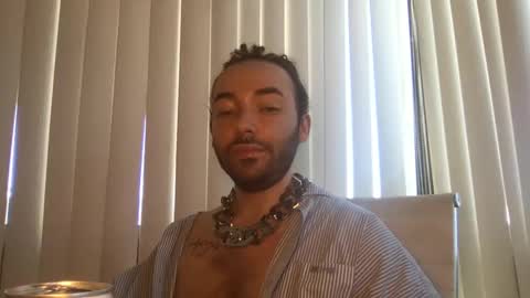 Snapshot of stevey_94 chatting on September 14, 2025, 2:38 pm gay tease online show from September 14, 2025, 2:38 pm