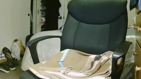 Snapshot of stevo69697 chatting on April 1, 2026, 3:51 am Chillguy online show from April 1, 2026, 3:51 am