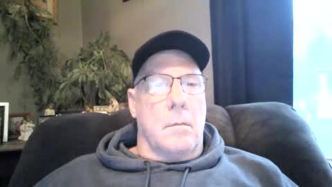 bobby online show from December 26, 2024, 2:16 pm