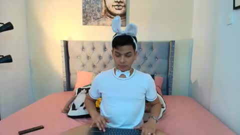 Snapshot of stewart_mateo_ chatting on October 13, 2025, 2:00 am stewart online show from October 13, 2025, 2:00 am