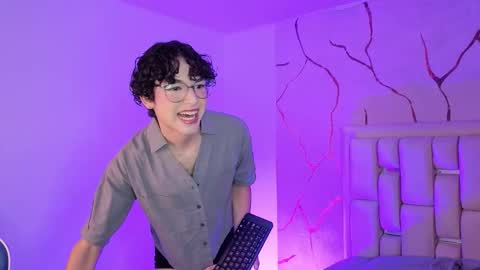 Sthepano  online show from March 10, 2026, 3:11 am