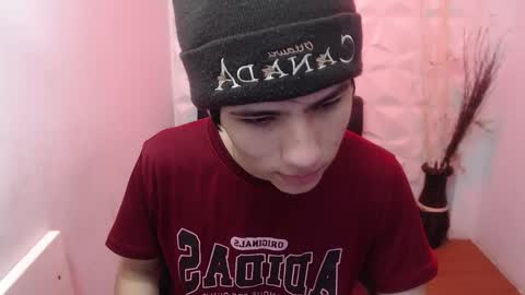 Snapshot of stich_23 chatting on March 2, 2026, 1:29 pm Stich online show from March 2, 2026, 1:29 pm