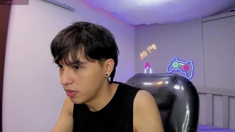 Stiwen online show from September 20, 2025, 2:40 pm