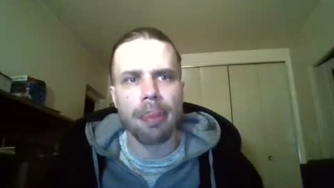 stockingsnfeet online show from March 3, 2025, 9:48 pm